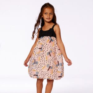 Deux par Deux Robe Robe bouffante imprimée noire avec papillons roses