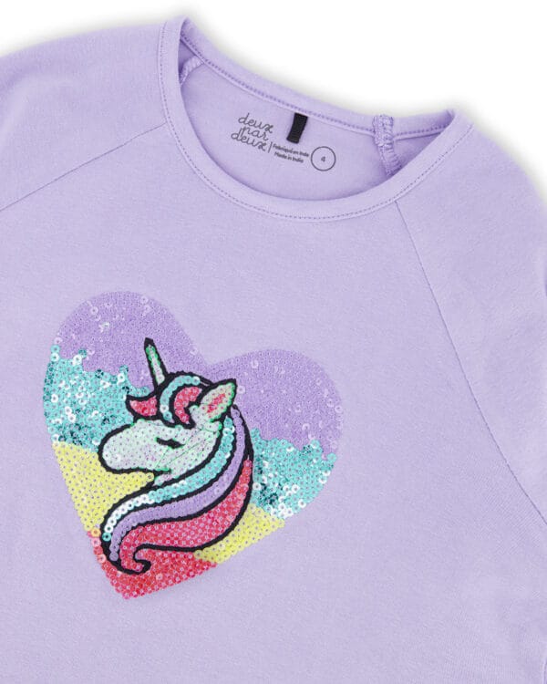 Deux par Deux T-shirt manches longues en coton biologique lavande avec licorne en paillettes – Image 3